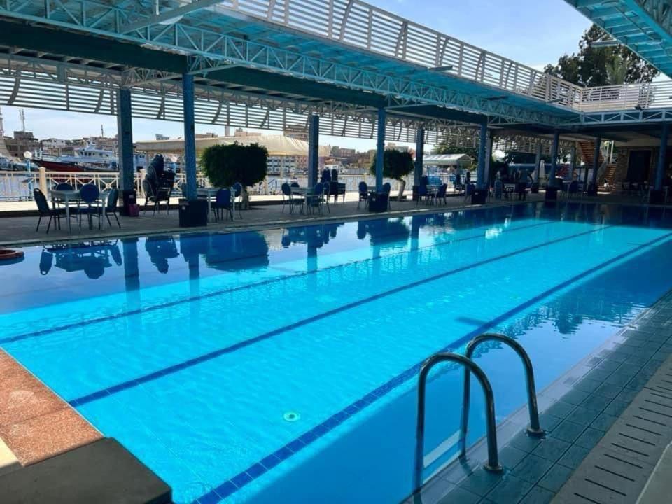 Dolphin Ras El-Bar Hotel Bagian luar foto